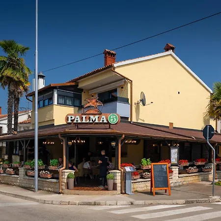 Oda ve Kahvaltı Palma 5 Premium